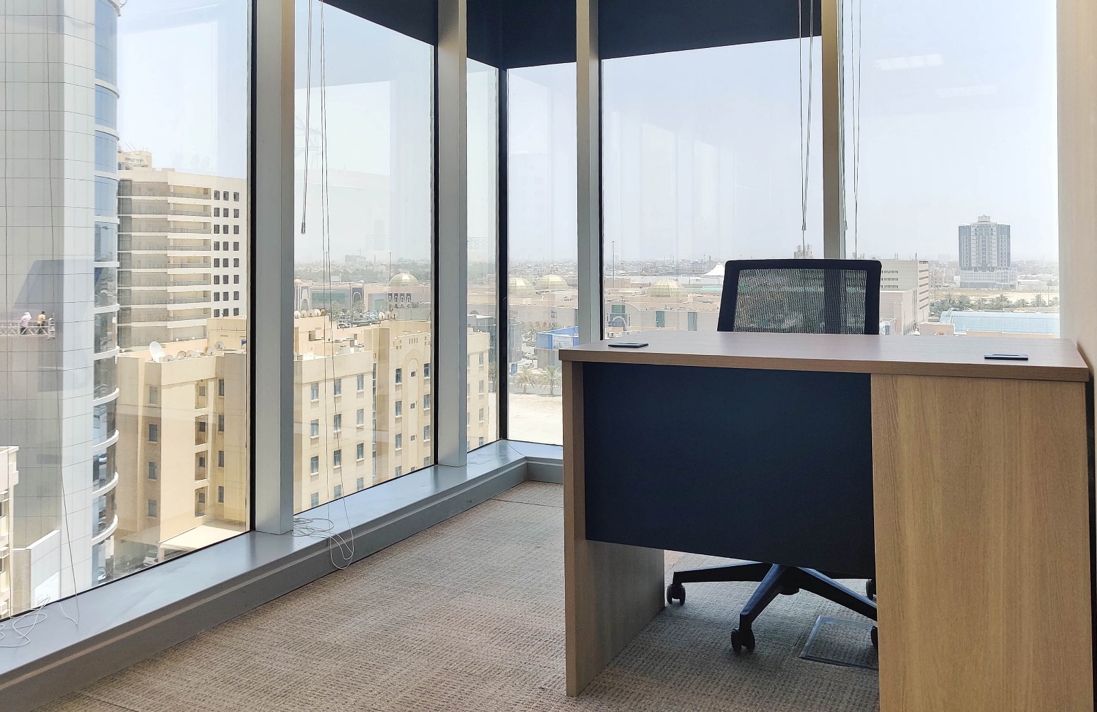 Era Commercial Office, 99 Bd – Top Floor